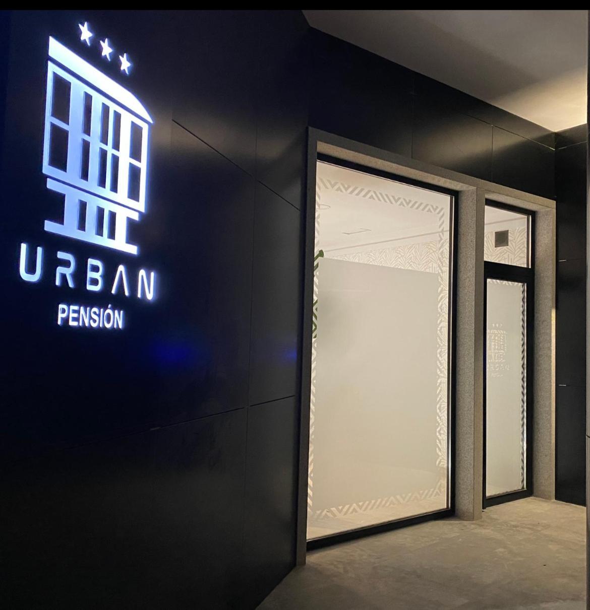 Urban Pension Melide Exteriér fotografie
